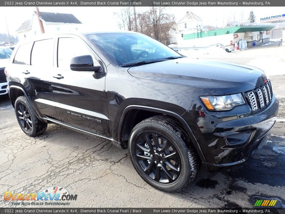 2022 Jeep Grand Cherokee Laredo X 4x4 Diamond Black Crystal Pearl / Black Photo #8