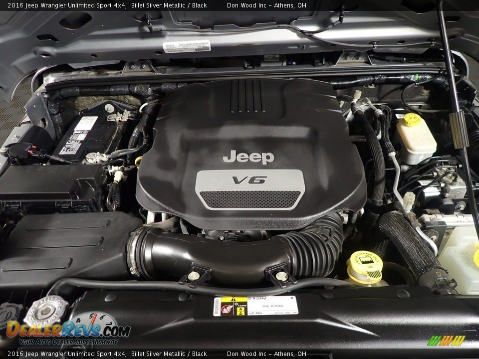 2016 Jeep Wrangler Unlimited Sport 4x4 Billet Silver Metallic / Black Photo #8