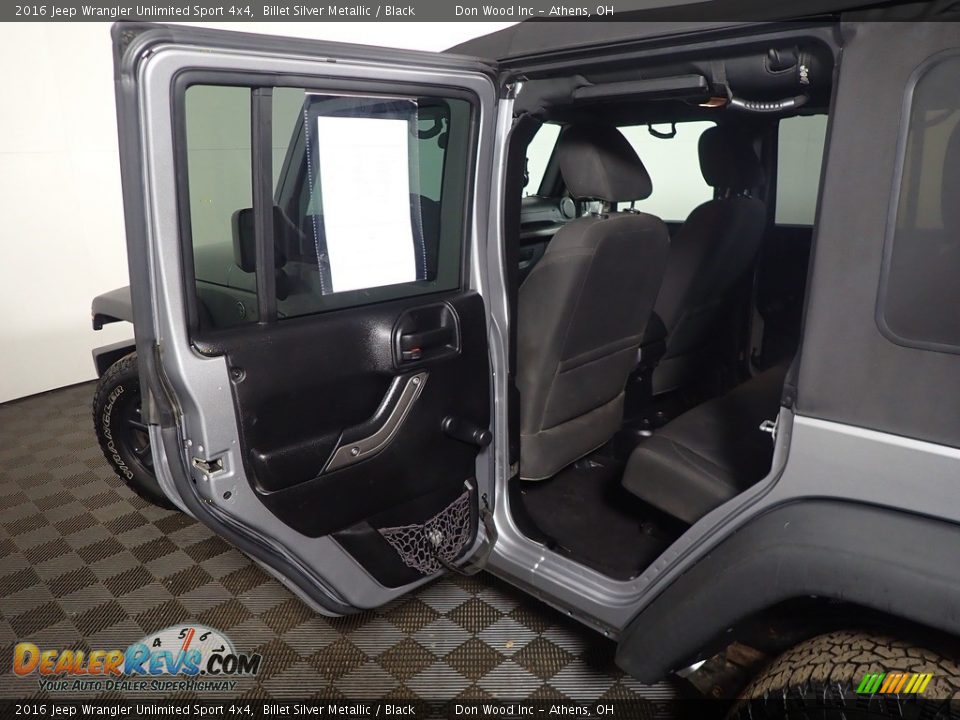 2016 Jeep Wrangler Unlimited Sport 4x4 Billet Silver Metallic / Black Photo #31