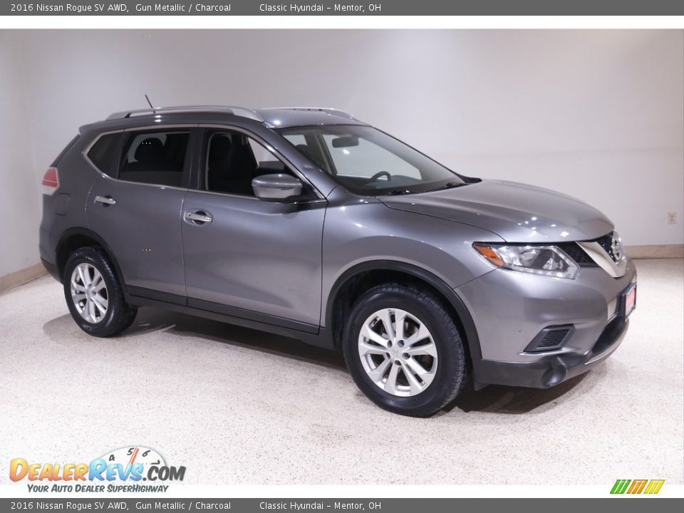 2016 Nissan Rogue SV AWD Gun Metallic / Charcoal Photo #1