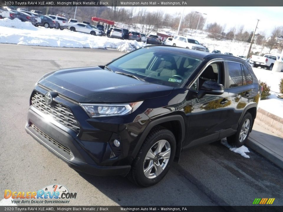 2020 Toyota RAV4 XLE AWD Midnight Black Metallic / Black Photo #13