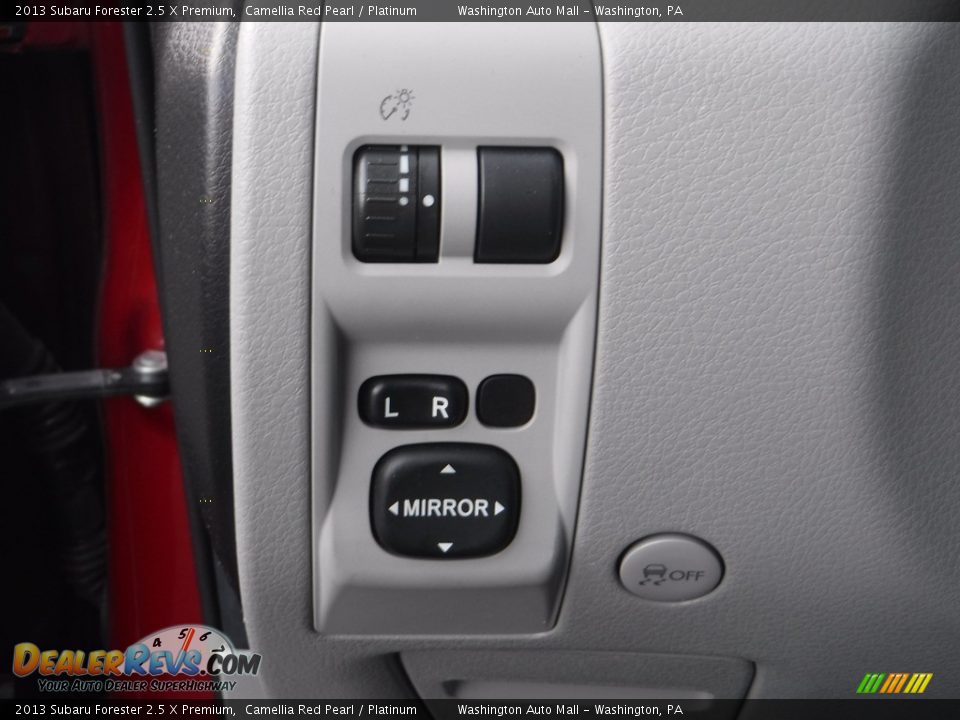 2013 Subaru Forester 2.5 X Premium Camellia Red Pearl / Platinum Photo #17