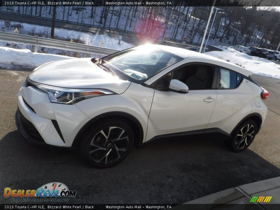 2019 Toyota C-HR XLE Blizzard White Pearl / Black Photo #10