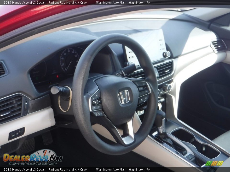 2019 Honda Accord LX Sedan Radiant Red Metallic / Gray Photo #9