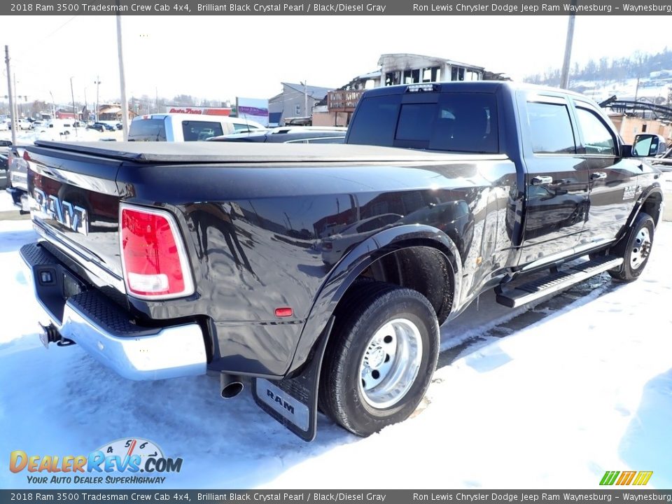 2018 Ram 3500 Tradesman Crew Cab 4x4 Brilliant Black Crystal Pearl / Black/Diesel Gray Photo #3