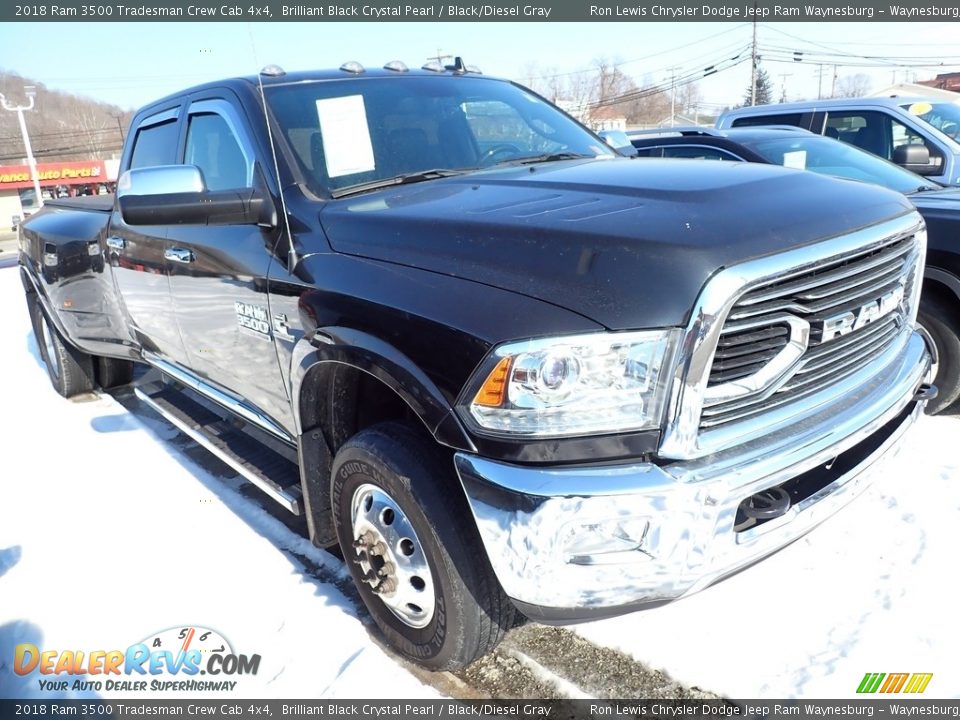 2018 Ram 3500 Tradesman Crew Cab 4x4 Brilliant Black Crystal Pearl / Black/Diesel Gray Photo #4