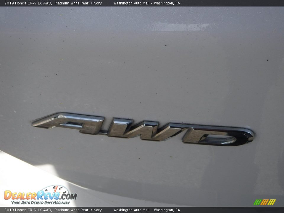 2019 Honda CR-V LX AWD Platinum White Pearl / Ivory Photo #10