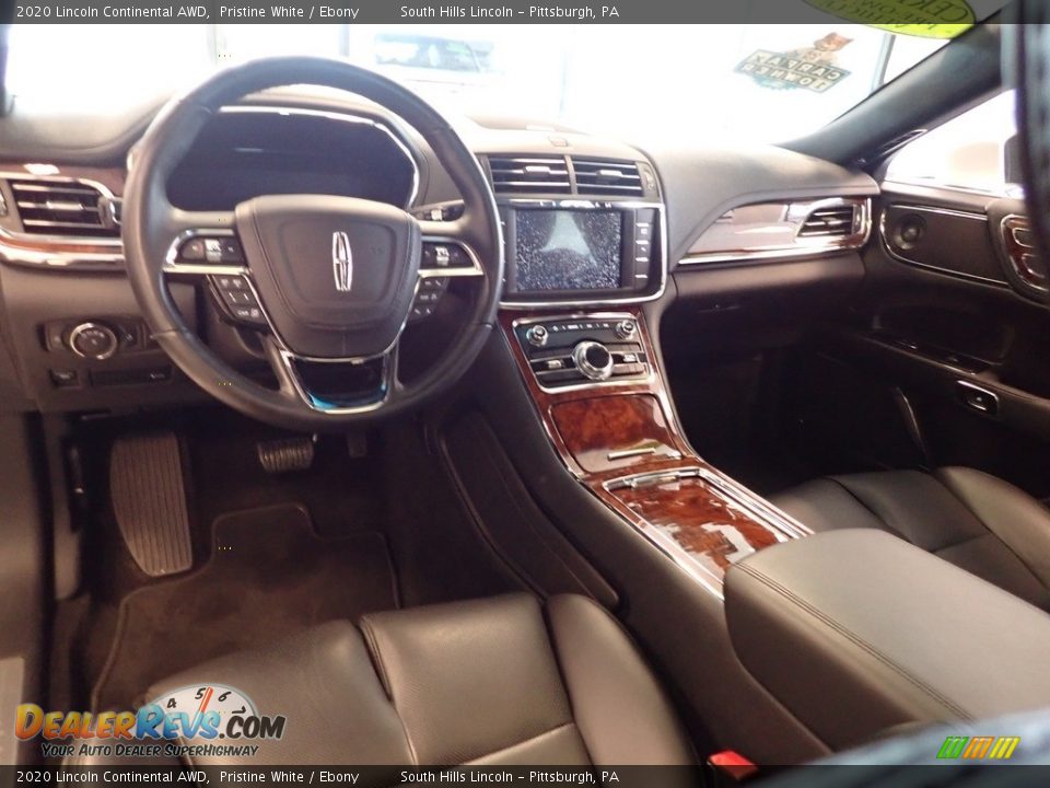 Front Seat of 2020 Lincoln Continental AWD Photo #14