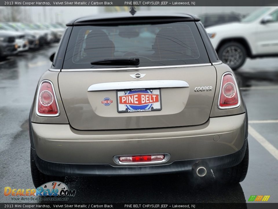 2013 Mini Cooper Hardtop Velvet Silver Metallic / Carbon Black Photo #14