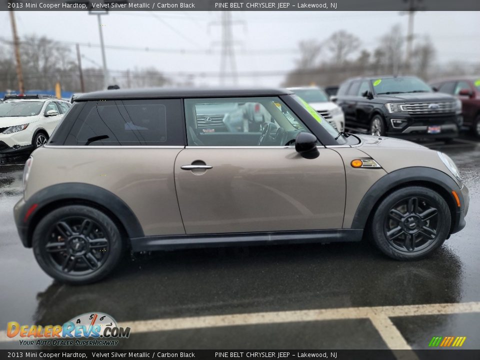 2013 Mini Cooper Hardtop Velvet Silver Metallic / Carbon Black Photo #16