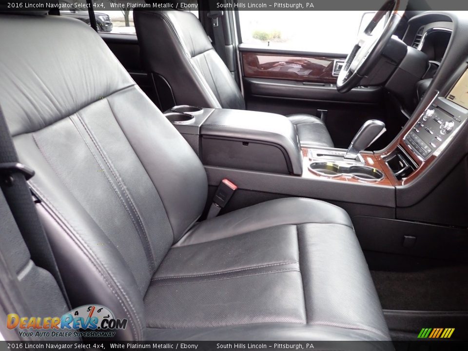 Front Seat of 2016 Lincoln Navigator Select 4x4 Photo #11
