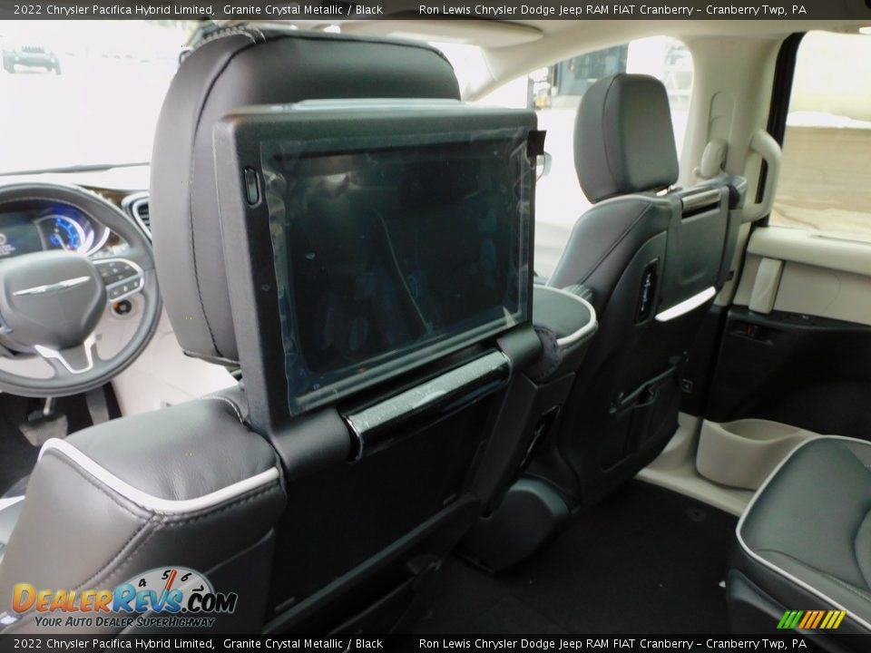 Entertainment System of 2022 Chrysler Pacifica Hybrid Limited Photo #14