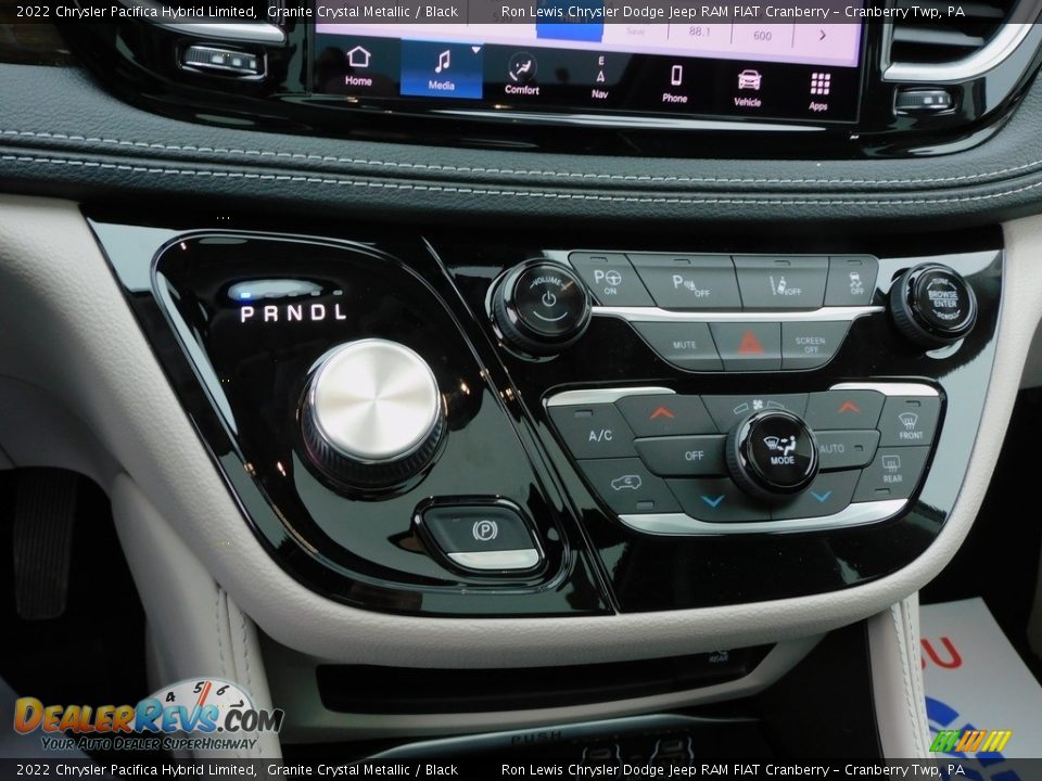 Controls of 2022 Chrysler Pacifica Hybrid Limited Photo #19