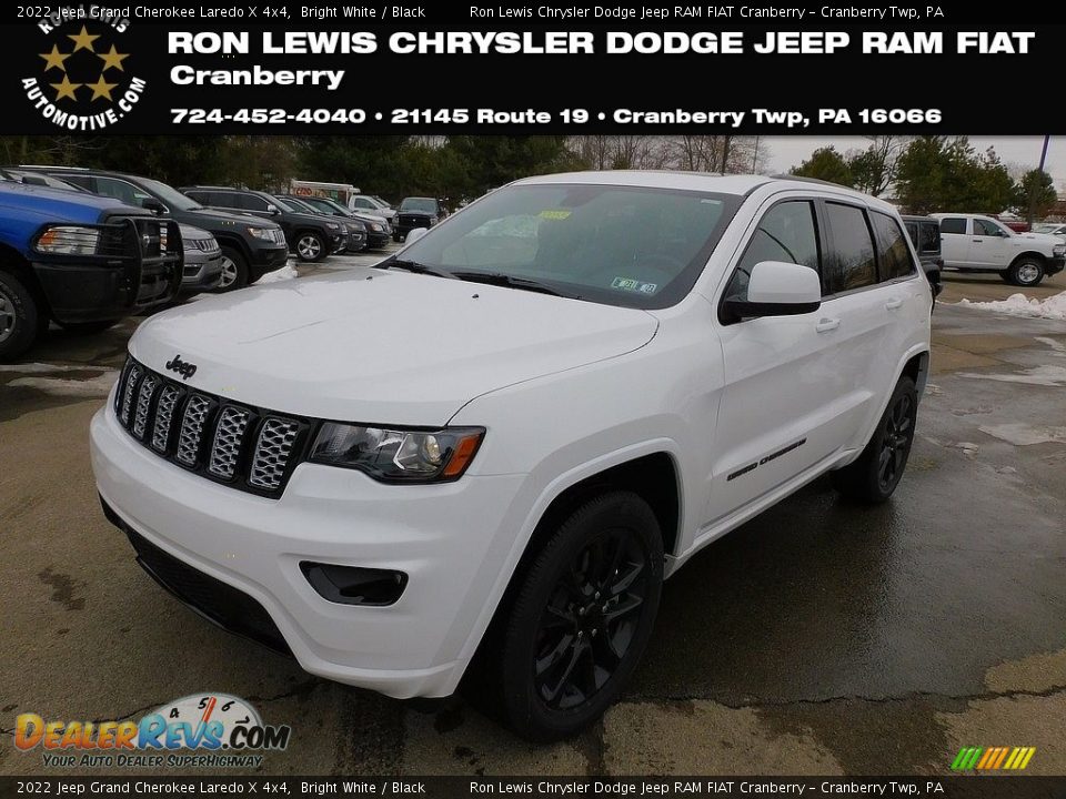 2022 Jeep Grand Cherokee Laredo X 4x4 Bright White / Black Photo #1