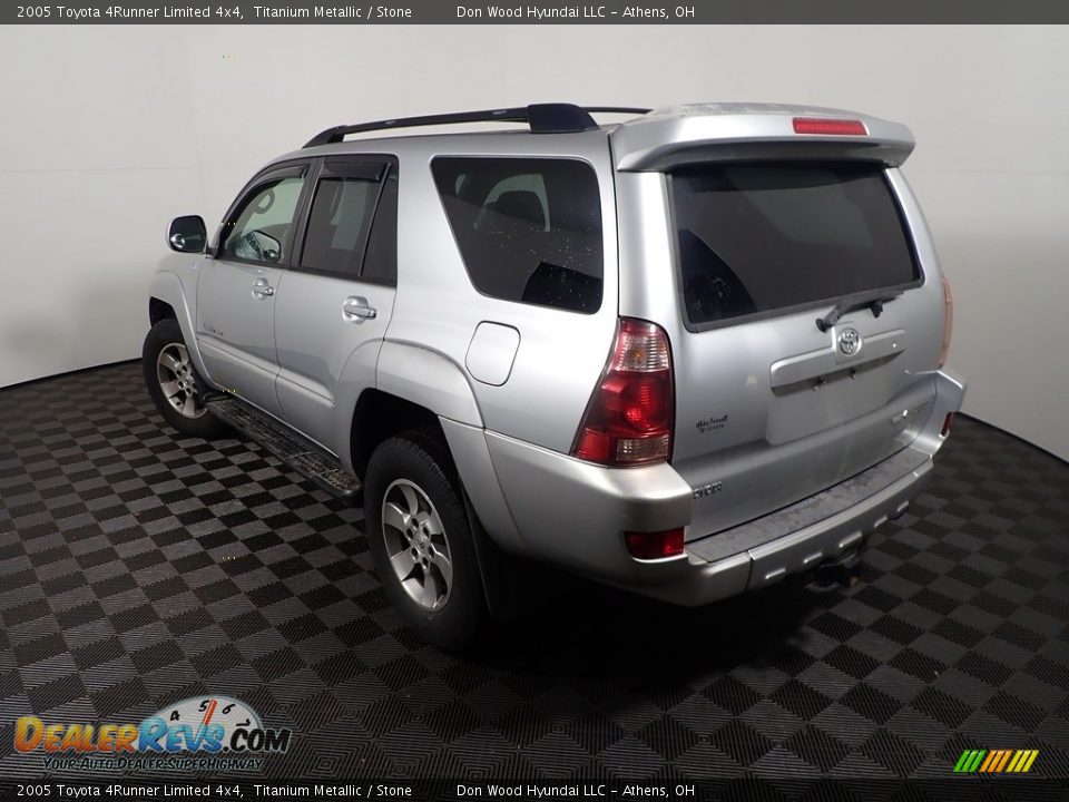 2005 Toyota 4Runner Limited 4x4 Titanium Metallic / Stone Photo #7