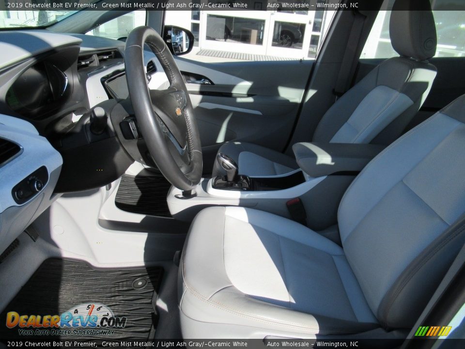 Front Seat of 2019 Chevrolet Bolt EV Premier Photo #11