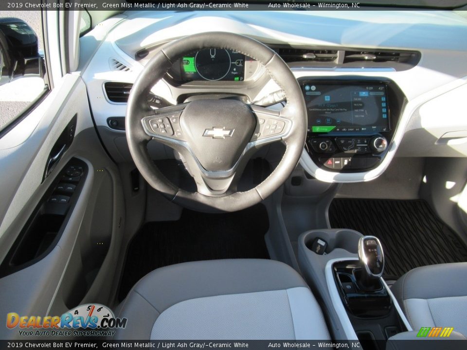 Dashboard of 2019 Chevrolet Bolt EV Premier Photo #15
