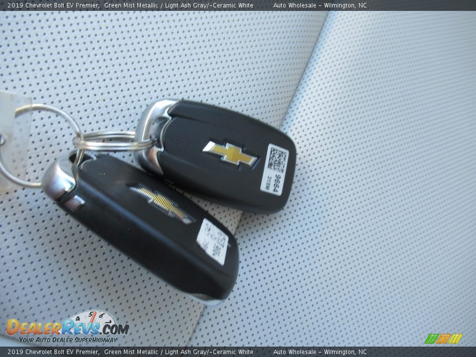 2019 Chevrolet Bolt EV Premier Green Mist Metallic / Light Ash Gray/­Ceramic White Photo #20