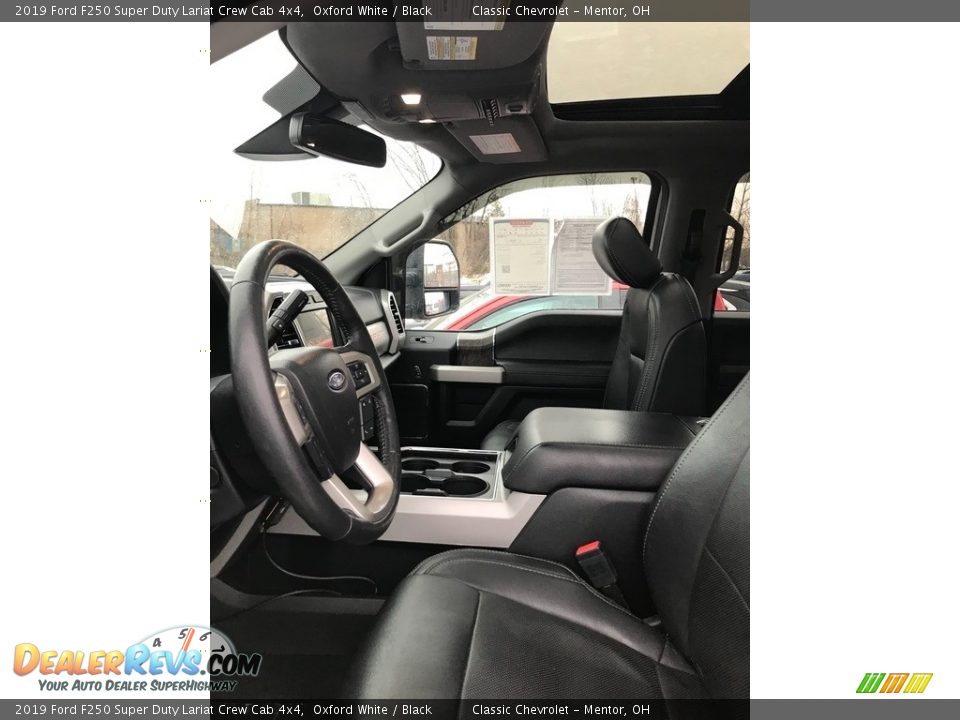 2019 Ford F250 Super Duty Lariat Crew Cab 4x4 Oxford White / Black Photo #6