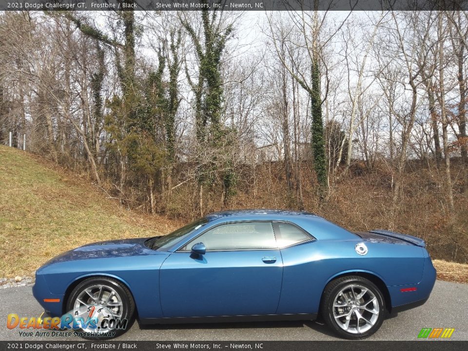 Frostbite 2021 Dodge Challenger GT Photo #1