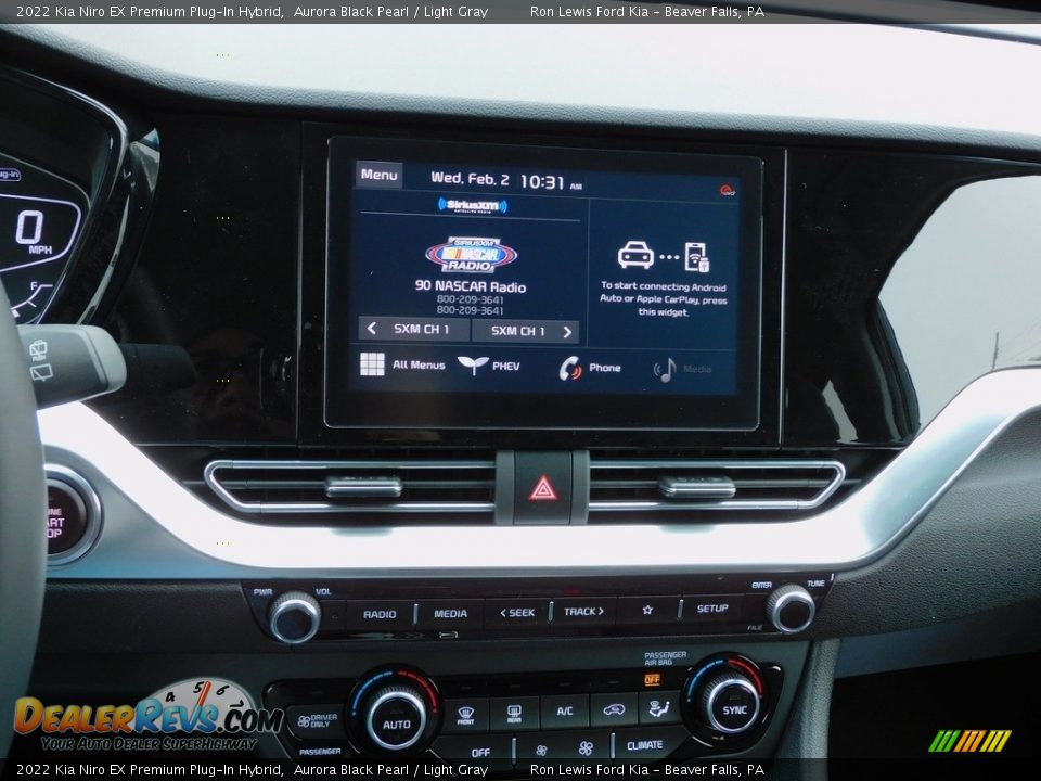 Controls of 2022 Kia Niro EX Premium Plug-In Hybrid Photo #15