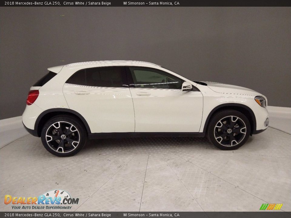 2018 Mercedes-Benz GLA 250 Cirrus White / Sahara Beige Photo #5