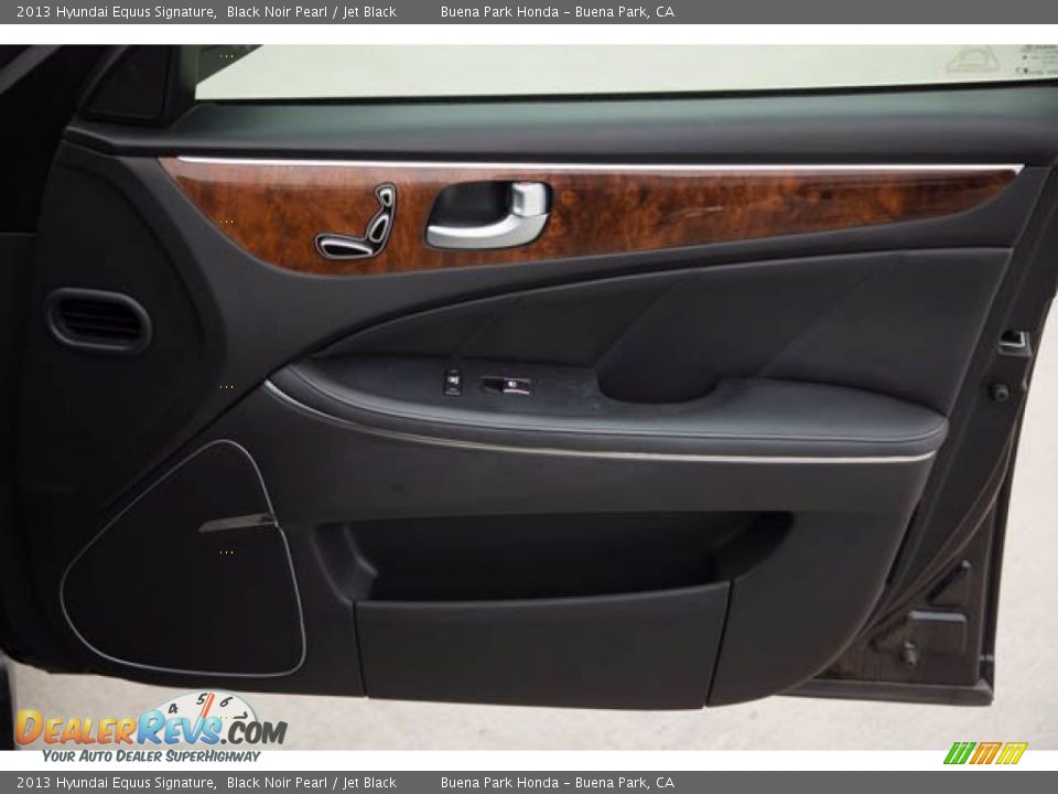 Door Panel of 2013 Hyundai Equus Signature Photo #31