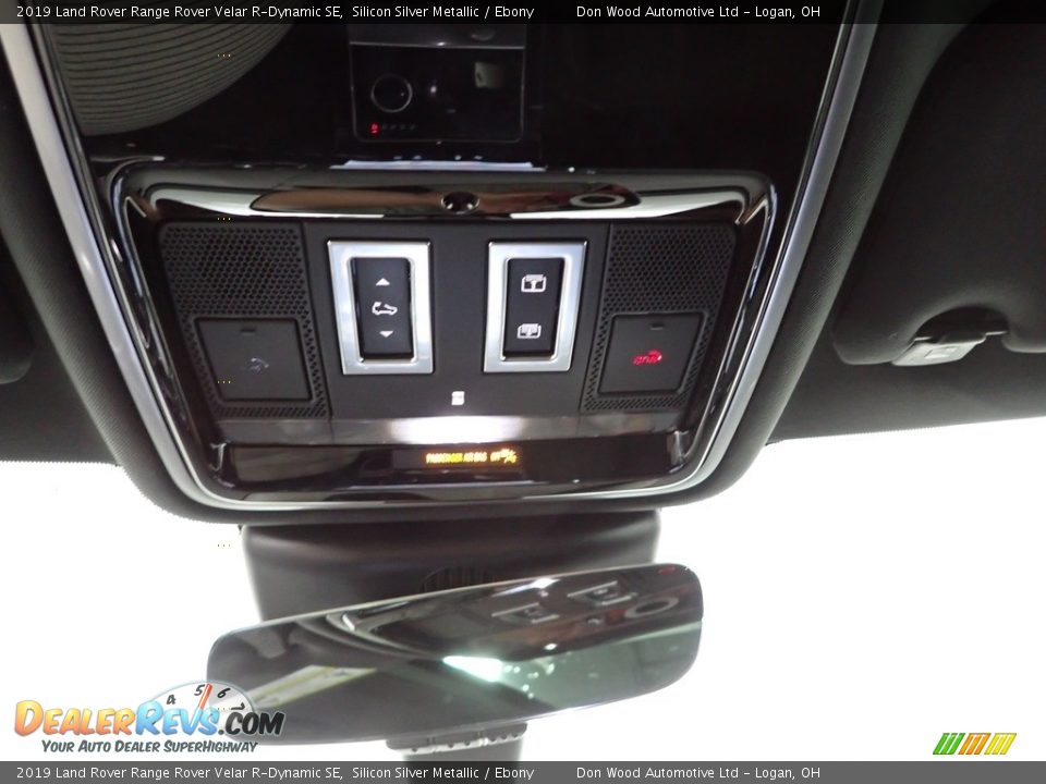 2019 Land Rover Range Rover Velar R-Dynamic SE Silicon Silver Metallic / Ebony Photo #31