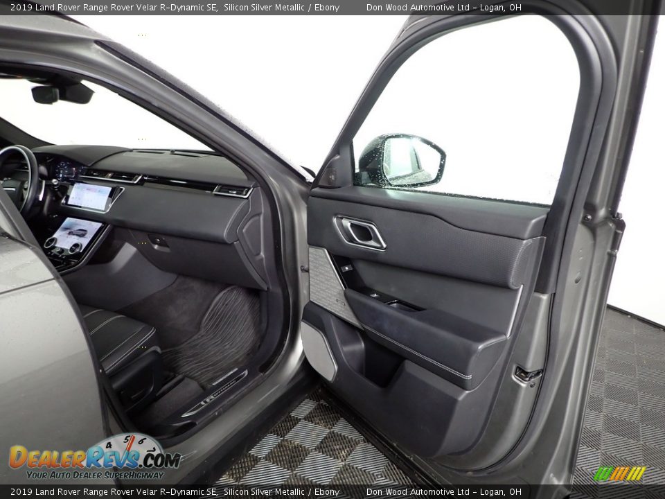 2019 Land Rover Range Rover Velar R-Dynamic SE Silicon Silver Metallic / Ebony Photo #36