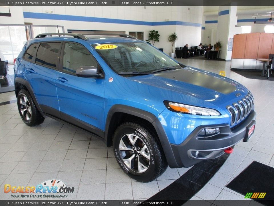 2017 Jeep Cherokee Trailhawk 4x4 Hydro Blue Pearl / Black Photo #3