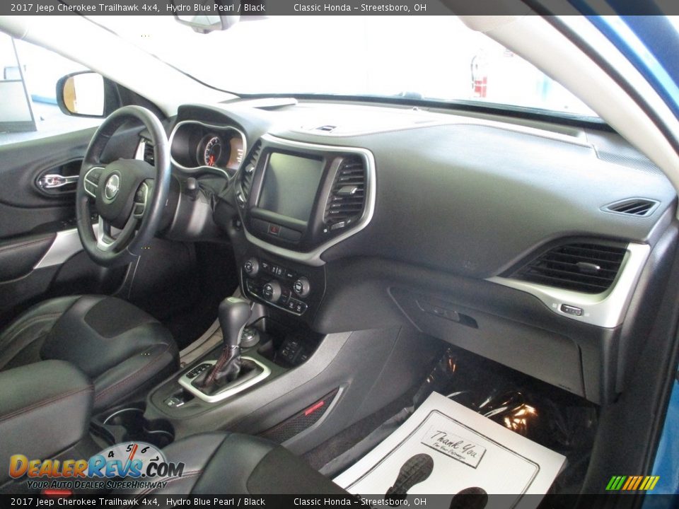 2017 Jeep Cherokee Trailhawk 4x4 Hydro Blue Pearl / Black Photo #21