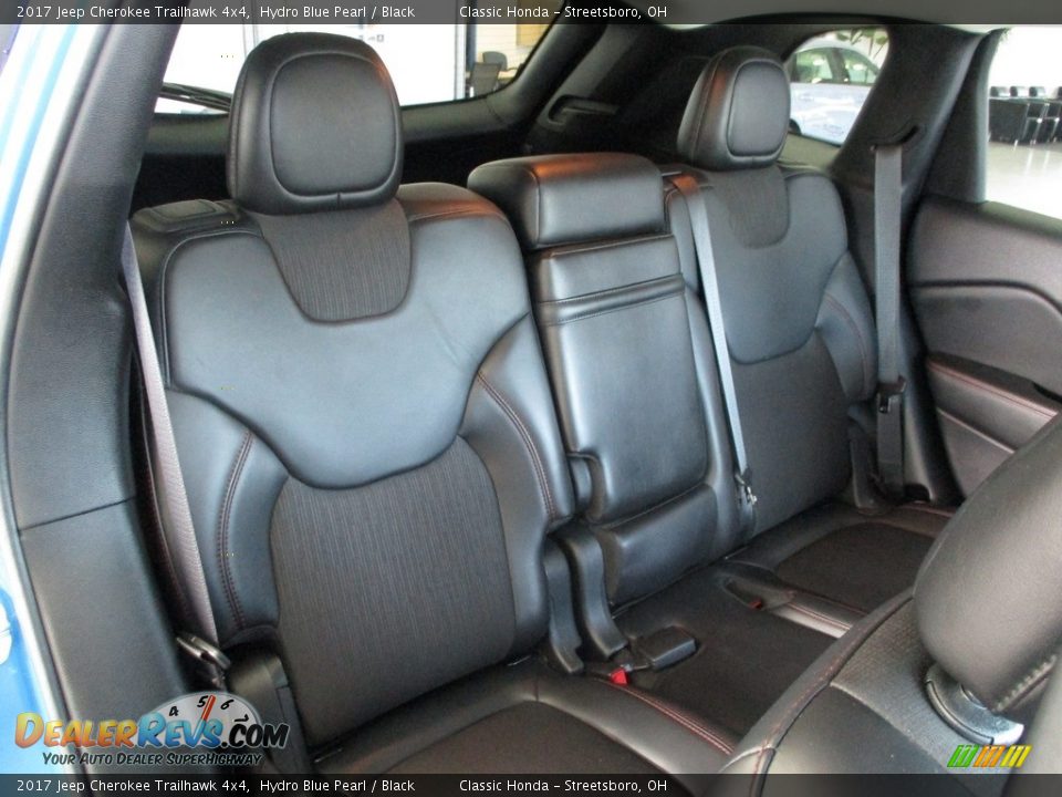 2017 Jeep Cherokee Trailhawk 4x4 Hydro Blue Pearl / Black Photo #24