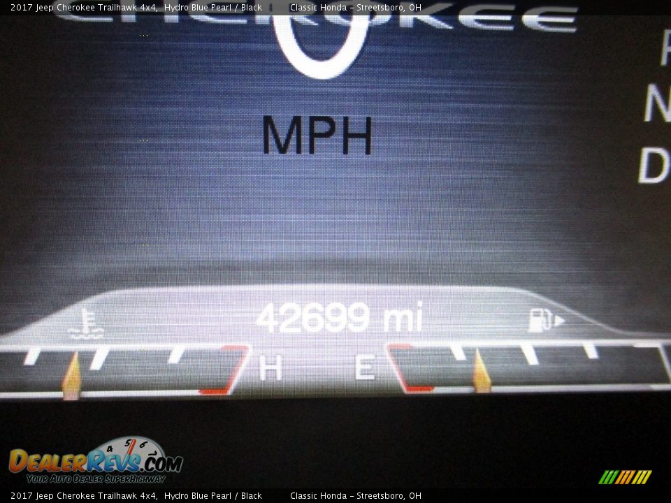 2017 Jeep Cherokee Trailhawk 4x4 Hydro Blue Pearl / Black Photo #35