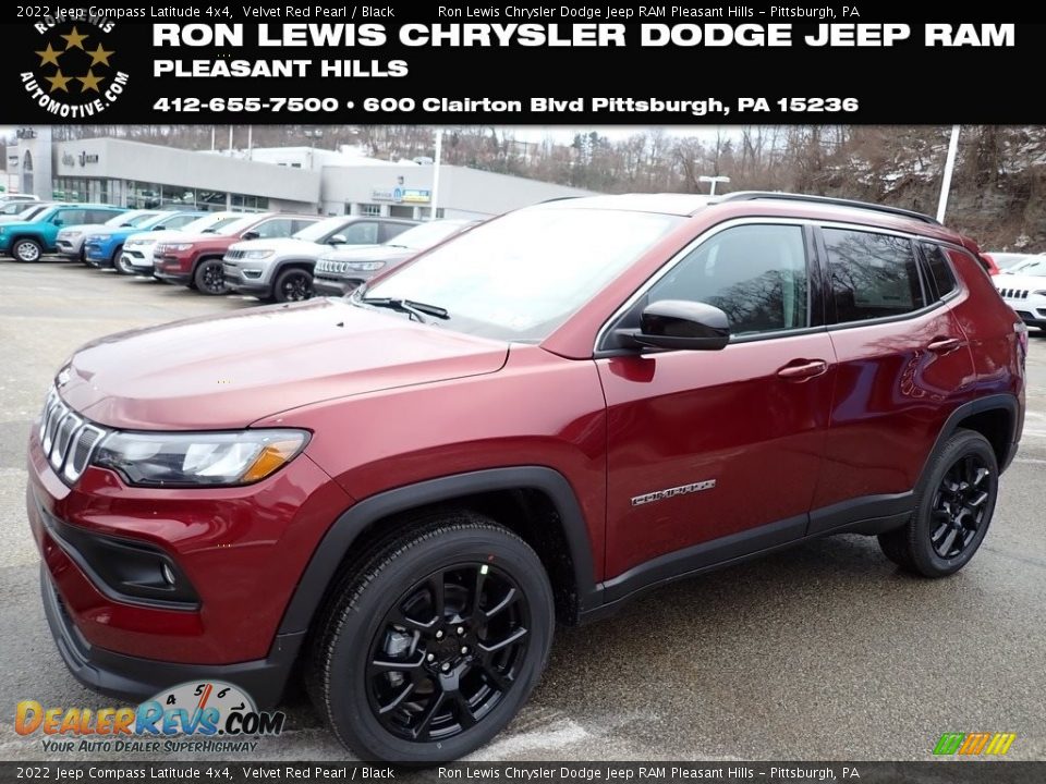 2022 Jeep Compass Latitude 4x4 Velvet Red Pearl / Black Photo #1