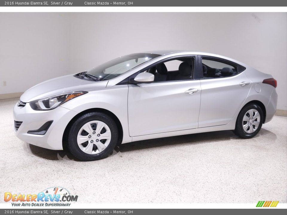2016 Hyundai Elantra SE Silver / Gray Photo #3