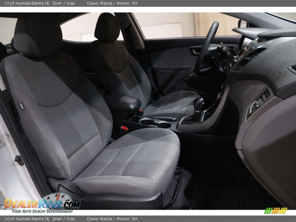 2016 Hyundai Elantra SE Silver / Gray Photo #13