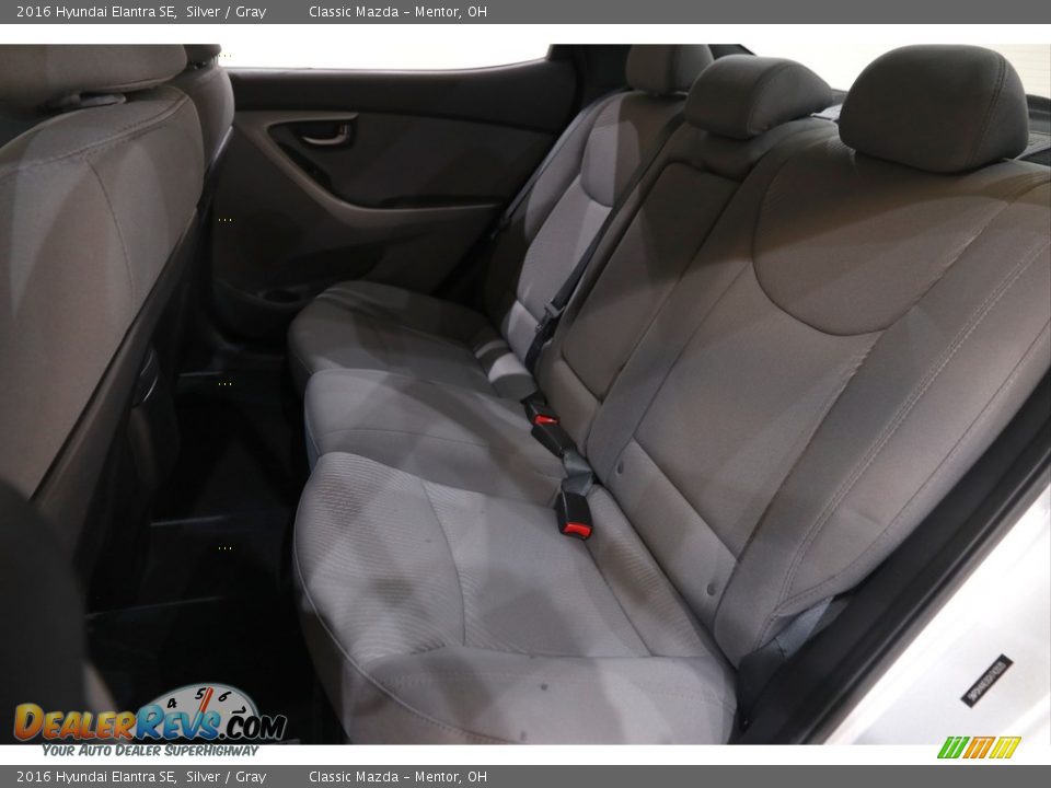 2016 Hyundai Elantra SE Silver / Gray Photo #15