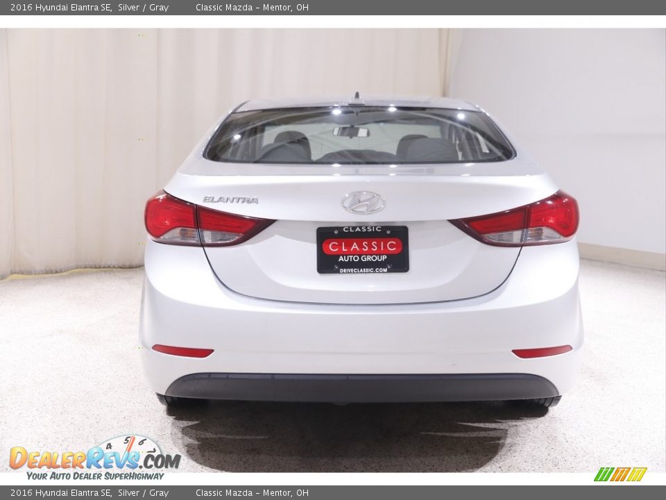 2016 Hyundai Elantra SE Silver / Gray Photo #16