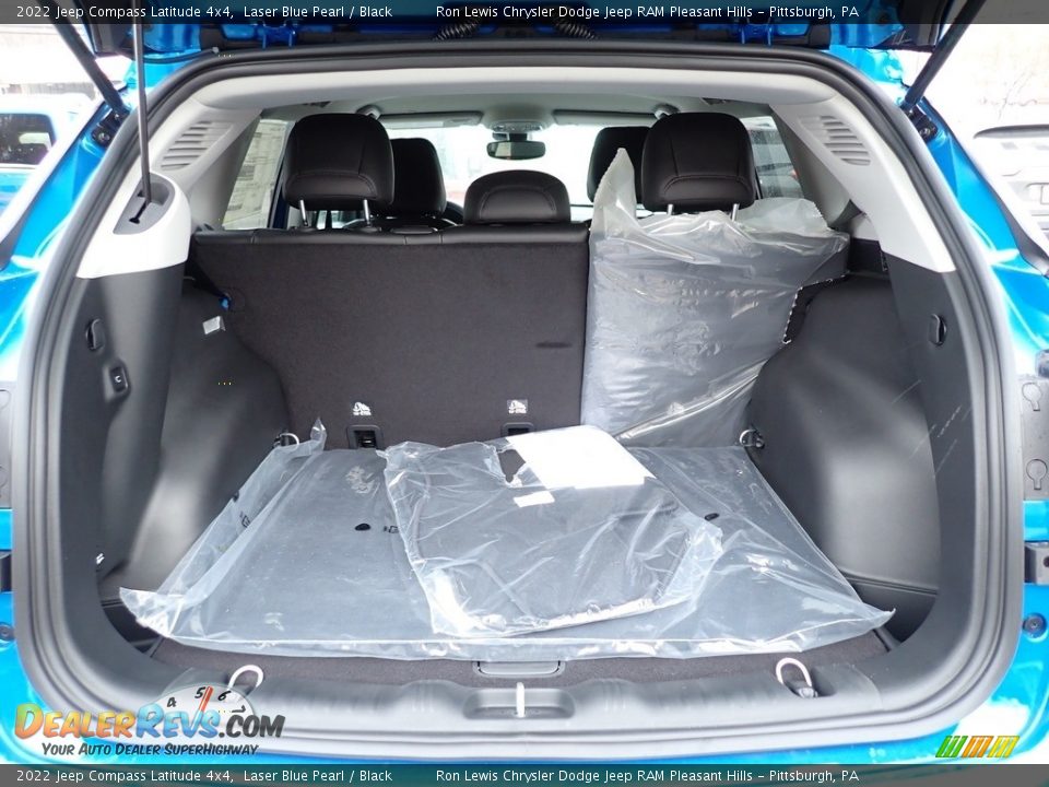 2022 Jeep Compass Latitude 4x4 Laser Blue Pearl / Black Photo #5