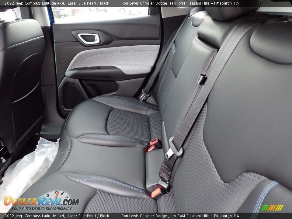 2022 Jeep Compass Latitude 4x4 Laser Blue Pearl / Black Photo #12