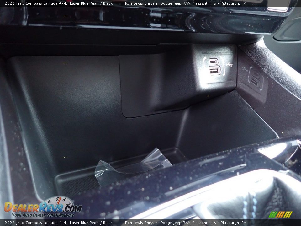 2022 Jeep Compass Latitude 4x4 Laser Blue Pearl / Black Photo #17