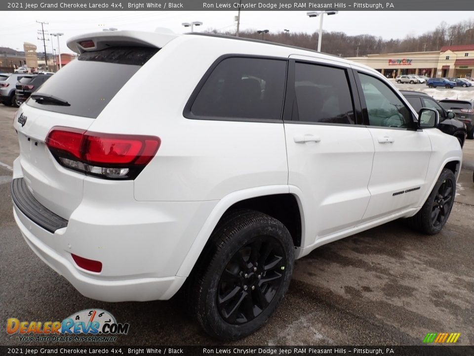 2021 Jeep Grand Cherokee Laredo 4x4 Bright White / Black Photo #6