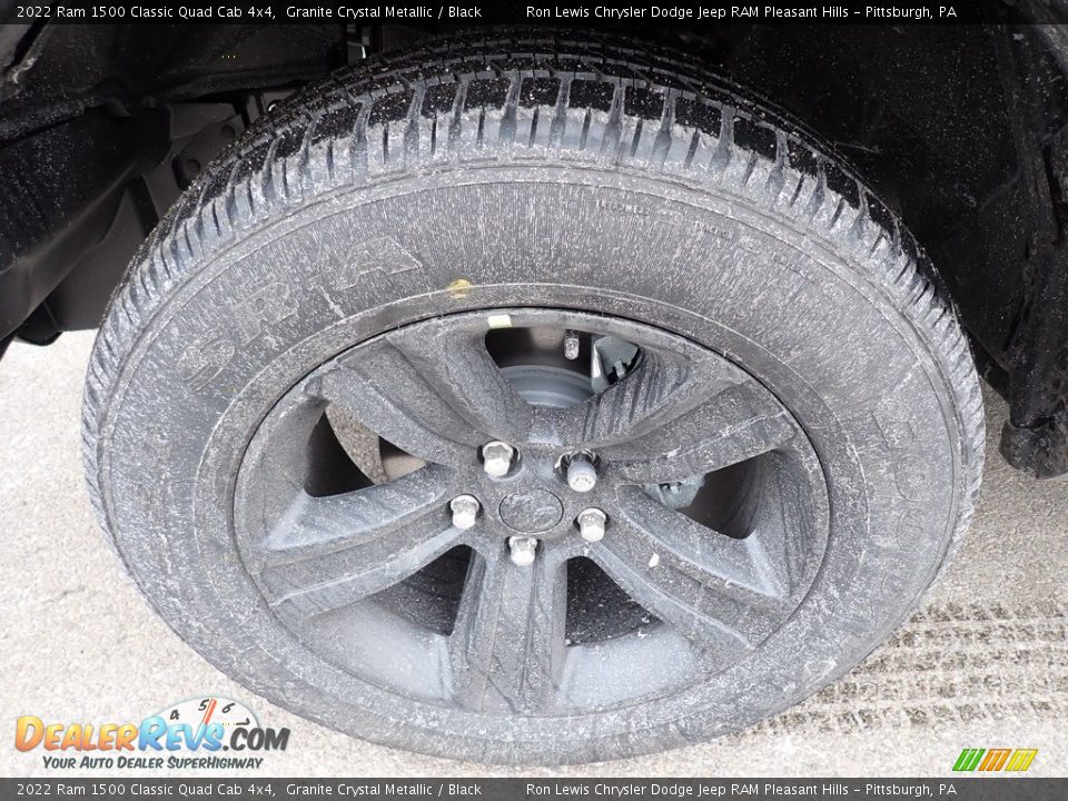 2022 Ram 1500 Classic Quad Cab 4x4 Granite Crystal Metallic / Black Photo #9