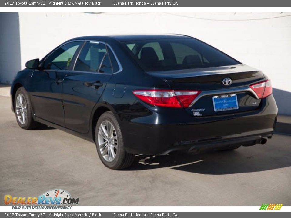 2017 Toyota Camry SE Midnight Black Metallic / Black Photo #2