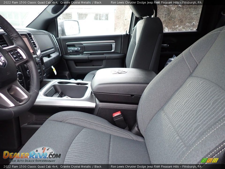 2022 Ram 1500 Classic Quad Cab 4x4 Granite Crystal Metallic / Black Photo #10