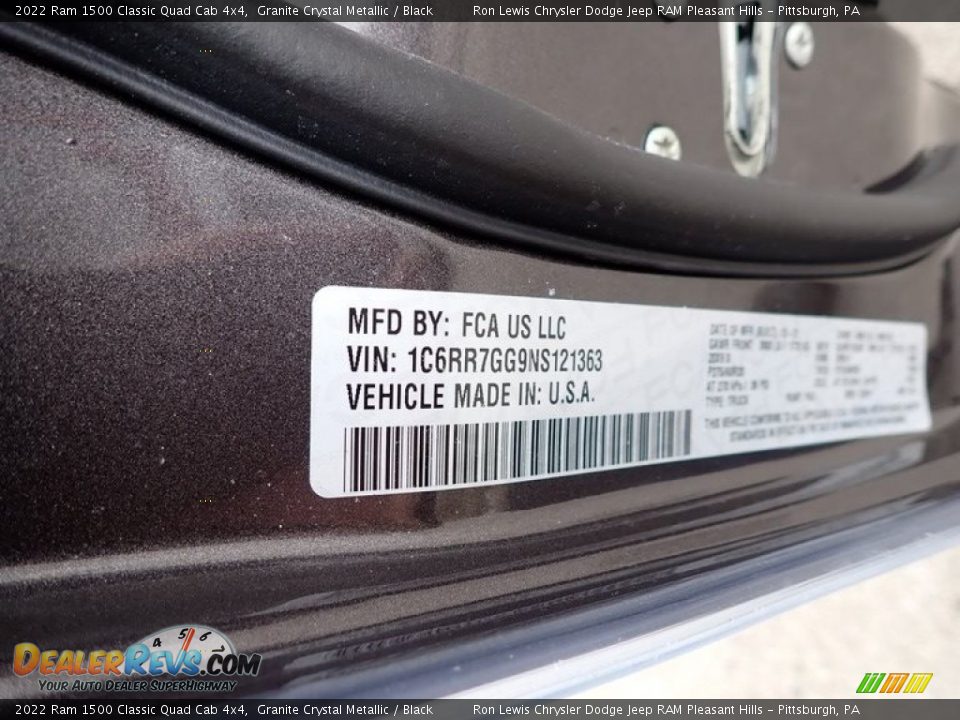 2022 Ram 1500 Classic Quad Cab 4x4 Granite Crystal Metallic / Black Photo #15