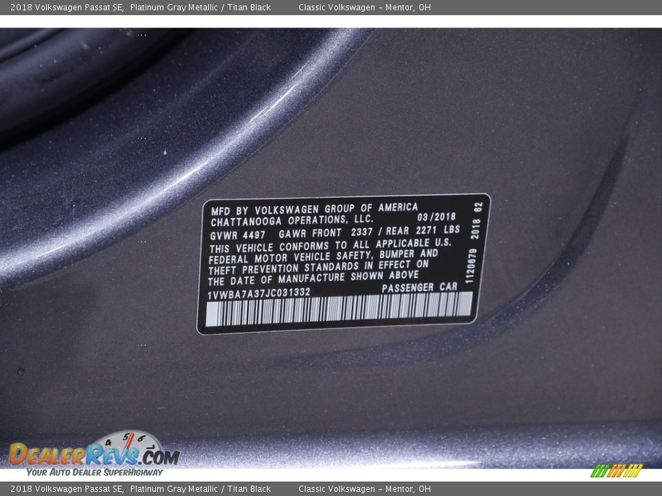 2018 Volkswagen Passat SE Platinum Gray Metallic / Titan Black Photo #18