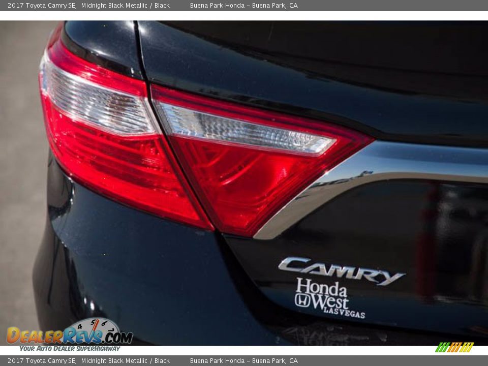 2017 Toyota Camry SE Midnight Black Metallic / Black Photo #10