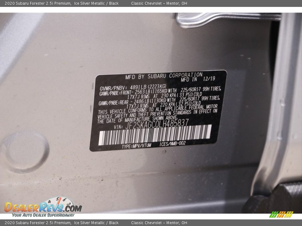 2020 Subaru Forester 2.5i Premium Ice Silver Metallic / Black Photo #20