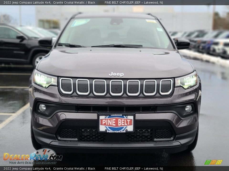 2022 Jeep Compass Latitude 4x4 Granite Crystal Metallic / Black Photo #2